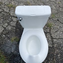 Portable bathroom for kids with music