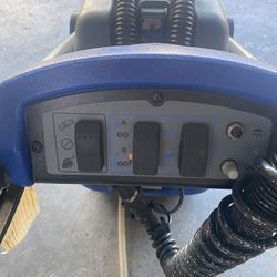 Windsor Karcher Clipper Duo 16" Commercial Carpet Cleaner/Extractor 120v