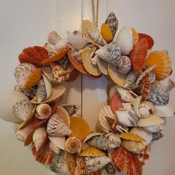 Small Seashell Wreath