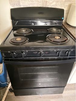 Electric brand new GE stove