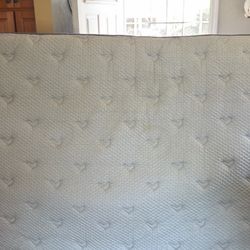 Queen Mattress 