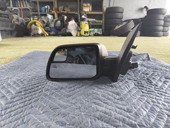 2011 - 2015 Lincoln MKX Side Mirror(LH/Driver Side)