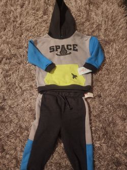 2piece Set, Size 18M, Pick Up Palmdale,ca