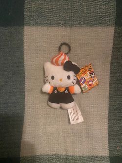 Hello Kitty Halloween Plush Clip Keychain