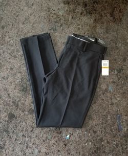 NWT Van Heusen Men's Slim Fit Stretch Flat Front Traveler Pants Size 29x32