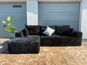 Free Delivery Boneless Sectional Sofa ✨️