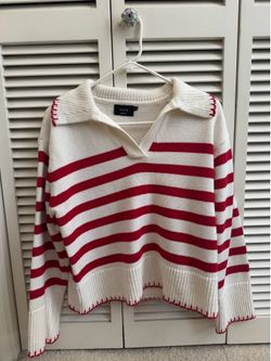 VICI Women’s Pullover Sweater