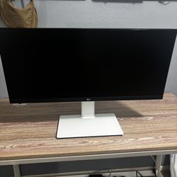 Computer Monitor LG 27 Inch Wide Screen