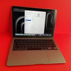 Apple MacBook Air 13 (2020 Model/ M1 chip) 8GB Memory 128GB storage great laptop  