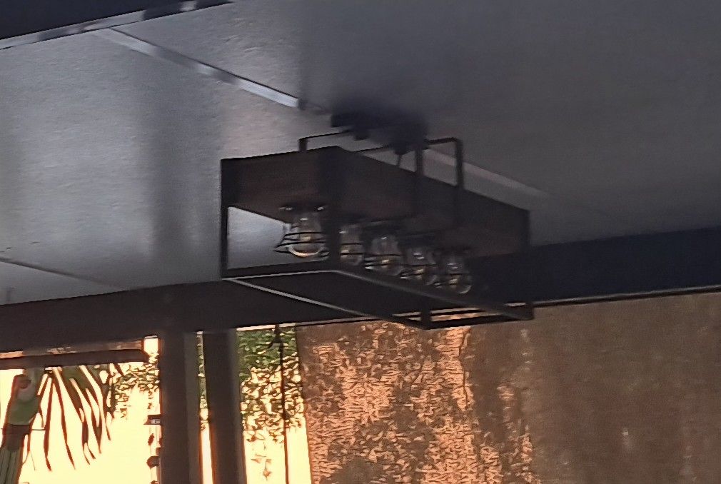 LAMP & CEILING FANS WITH LIGHTS