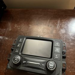 Dodge Ram 2016 stock Stereo 