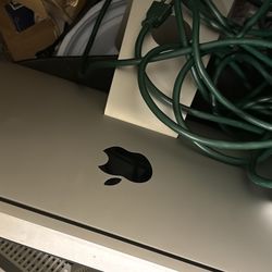 iMac Desktop (read Description)for Parts 