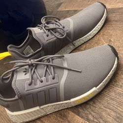 2022 Adidas NMD_R1 'Trace Grey Yellow