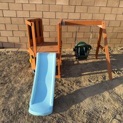Swing set / play set