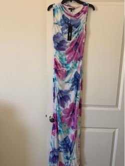 Fashion nova long floral dress new with tags