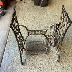 Cast Iron Singer Base