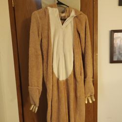 Adult Sloth onsie. Size Medium 8-10