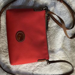 Red Dooney & Bourke crossbody bag