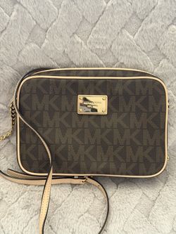 Michael Kors Crossbody Handbag