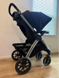Chicco Bravo Quick-Fold Stroller