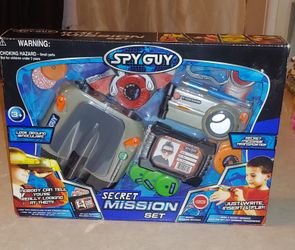 For sale Secret Mission Spy Guy game toy - NWB in good condition new