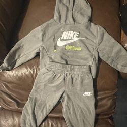 Nike Sweatsuit Baby’s