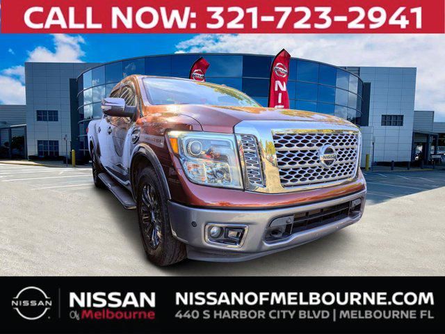 2017 Nissan TITAN