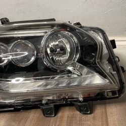 Lexus GX 2014-2018 Right Headlight 