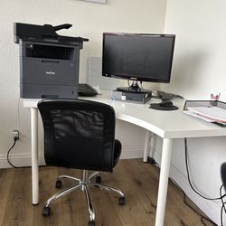Corner Desk