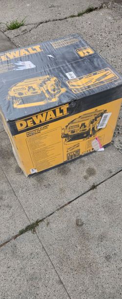 DEWALT
15 Amp Corded 13 in. Heavy-Duty 2-Speed Bench Planer with (3) Knives, In Feed Table and Out Feed Table