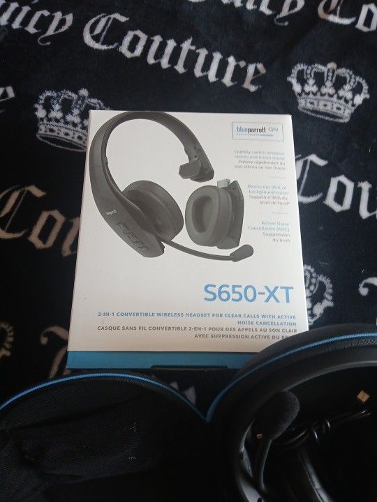 Blue Parrott Headset - Never Used - Top Of The Line
