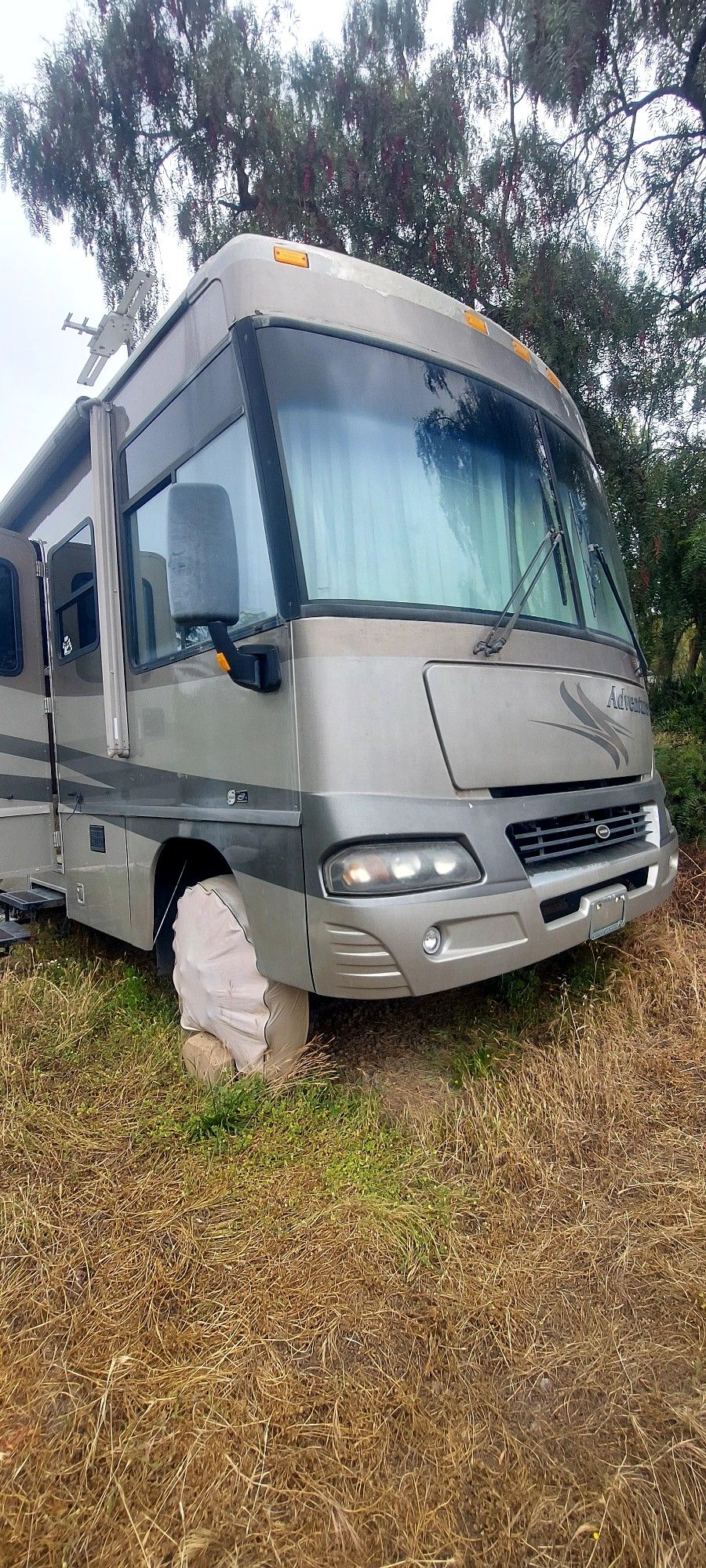 2005 Adventurer 38J