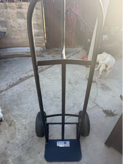 Like new Milwaukee dolly/hand truck black