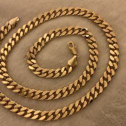 30” Gold Plated Cuban Link Necklace…HIGH QUALITY GOLD