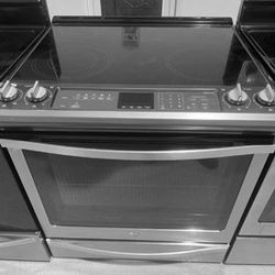 Whirlpool slide in glasstop stove stainless 