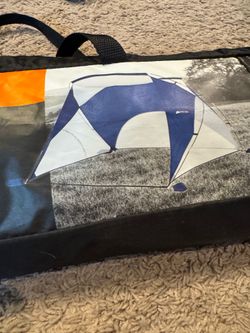 Outdoor sun shelter