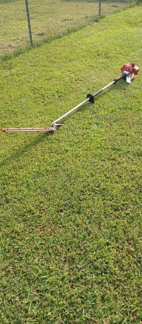 Shindaiwa Extended Hedge Trimmer AH242