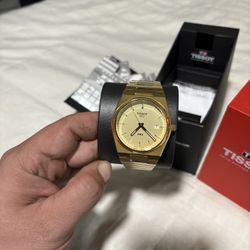 Watch , Men’s Watch , Tissot , Wrist Watch , Bracelet, Rings , Necklace, Jewelry, Gold 