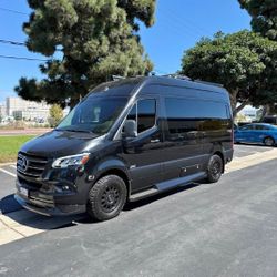 2023 Mercedes Benz Sprinter - Custom