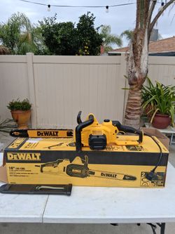 Dewalt 18" Corded Chainsaw 