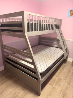 Bunk bed