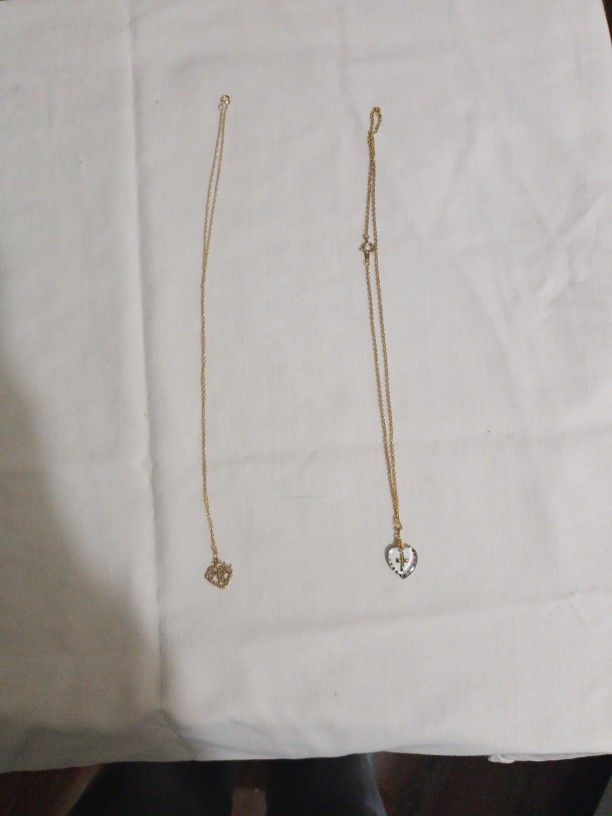 2 heart shaped necklaces, 