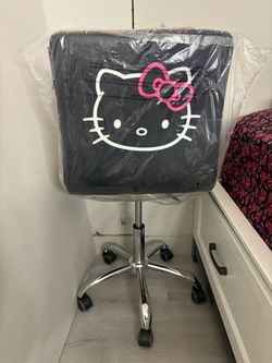 Impressions hello kitty chair