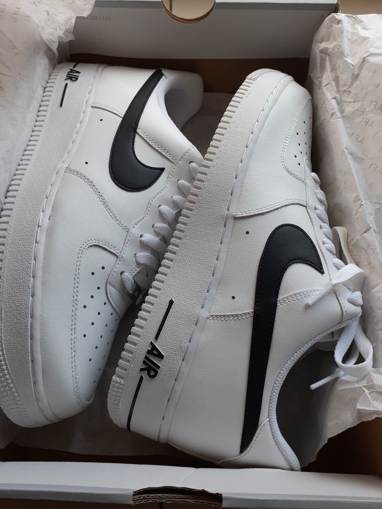 NIKE AIR FORCE 1 '07 AN20 (BRAND NEW) FIRM PRICE