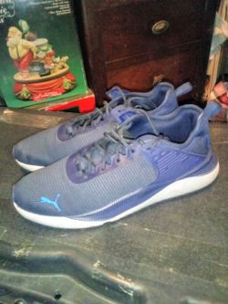 Men's Puma Running Shoes, Size: 10.5