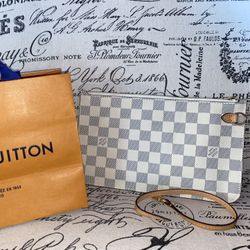 Authentic Louis Vuitton 