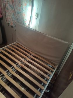 Bed white frame w/ headboard