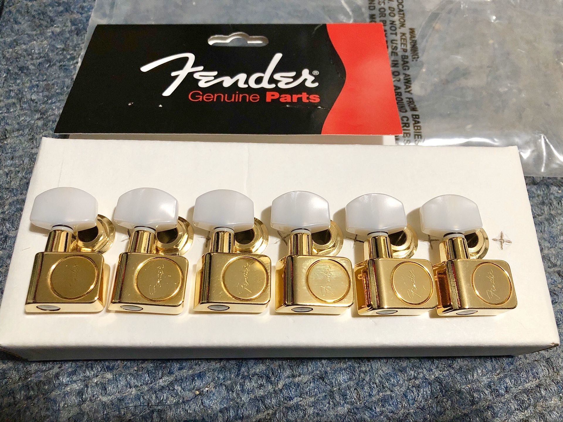 Genuine Fender Strat/Tele Gold Tuners