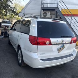 2008 Toyota Sienna