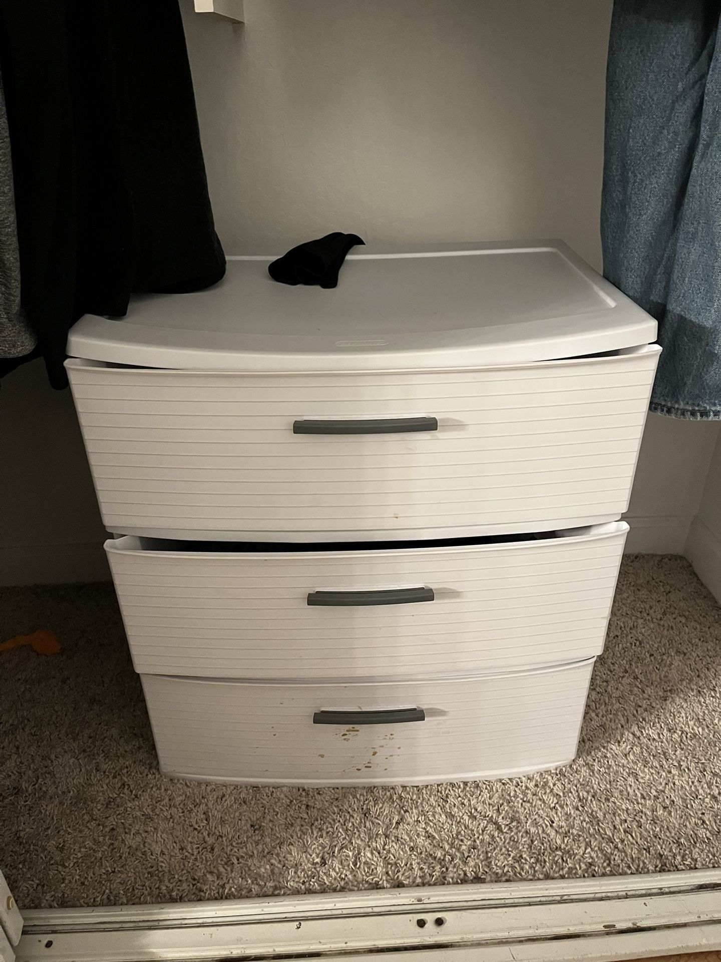 Small Plastic Dresser